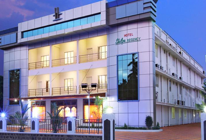 Hotel Shilpa Regency Kottārakara Zewnętrze zdjęcie